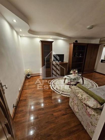 Apartament 3 camere Bucovinei