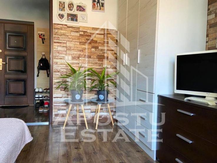 Apartament 3  camere intr-un bloc nou de 50 mp