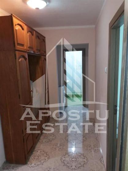 Apartament 3 camere zona Circumvalatiunii