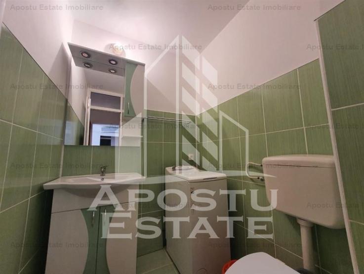 Apartament cu 4 camere 2 bai si 2 balcoane, Aradului