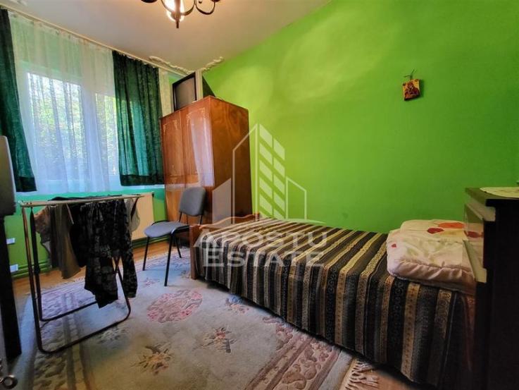 Apartament cu 4 camere, centrala proprie, zona Dacia