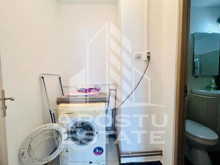 Apartament 2 camere cu loc de parcare si vedere in Piata 700.