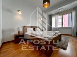 Apartament 3 camere, ultra spatios, parcare privata, Take Ionescu