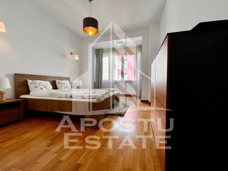 Apartament 3 camere, ultra spatios, parcare privata, Take Ionescu