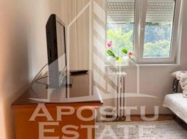 Apartament cu 2 camere 57 mp zona Boul Rosu