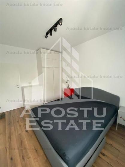 Apartament cu 2 camere,curte proprie si 3 locuri de parcare, Aradului