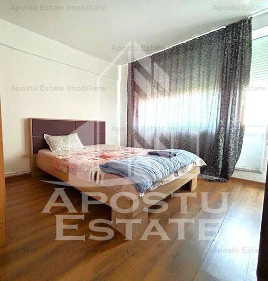 Apartament 3 camere, decomandat, zona Ultracentrala