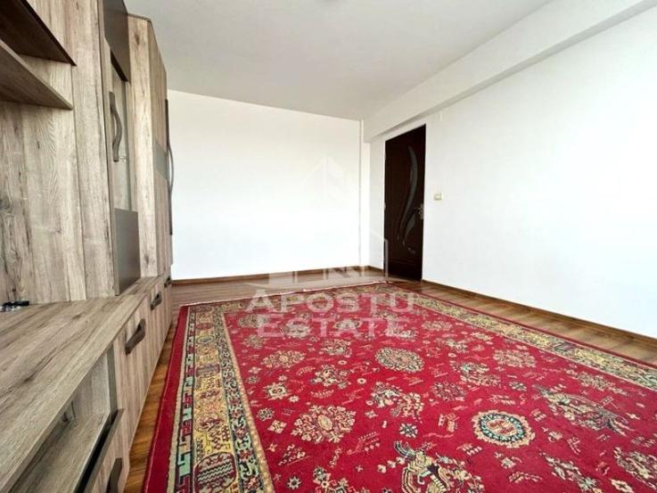 Apartament 3 camere, decomandat, zona Ultracentrala