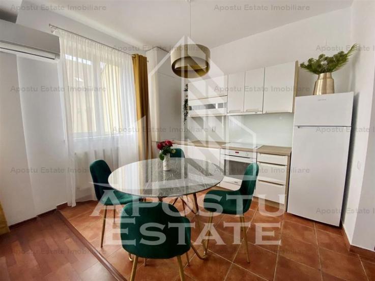 Penthouse pe 2 niveluri zona Odobescu