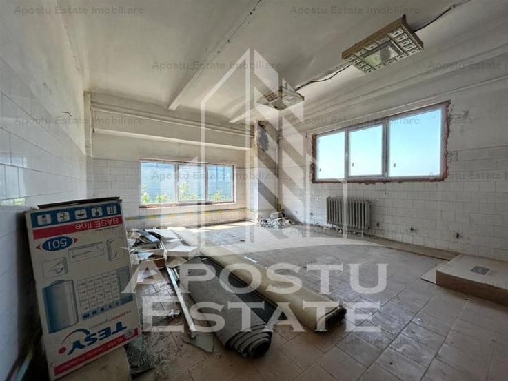 Spatiu pentru birouri240mp8 camere  Zona Gai -Centura   de Nord Arad