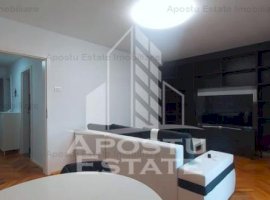 Apartament cu 3 camere  decomandat in zona Maranata