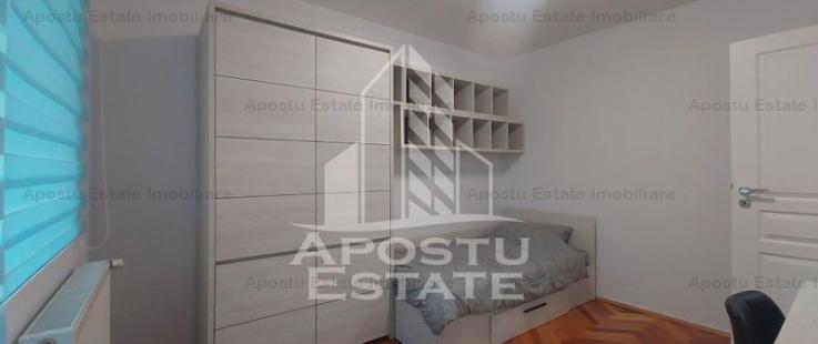 Apartament cu 3 camere  decomandat in zona Maranata