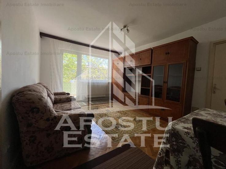 Apartament 2 cameresemidecomandat Zona Piata Doina