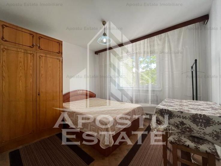 Apartament 2 cameresemidecomandat Zona Piata Doina