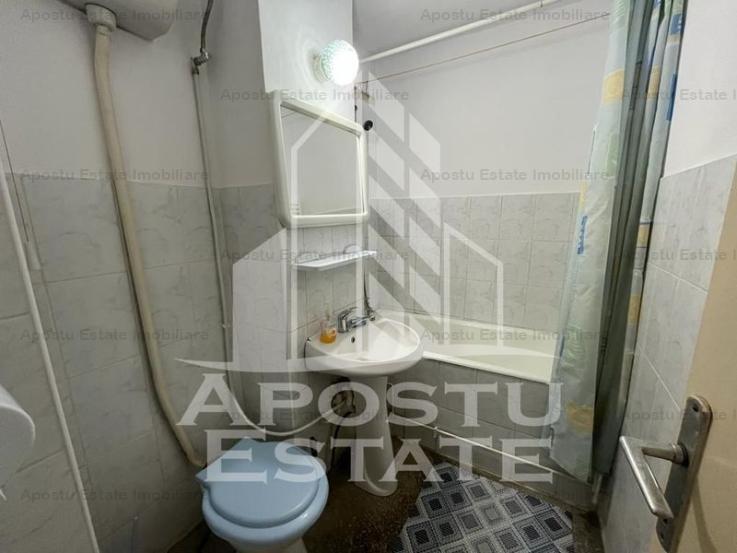 Apartament 2 cameresemidecomandat Zona Piata Doina