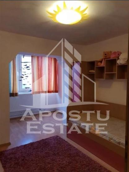 Apartament 3 camere decomandat Micalaca