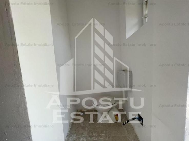 Apartament cu o camera si spatiu comercial zona Simion Barnutiu