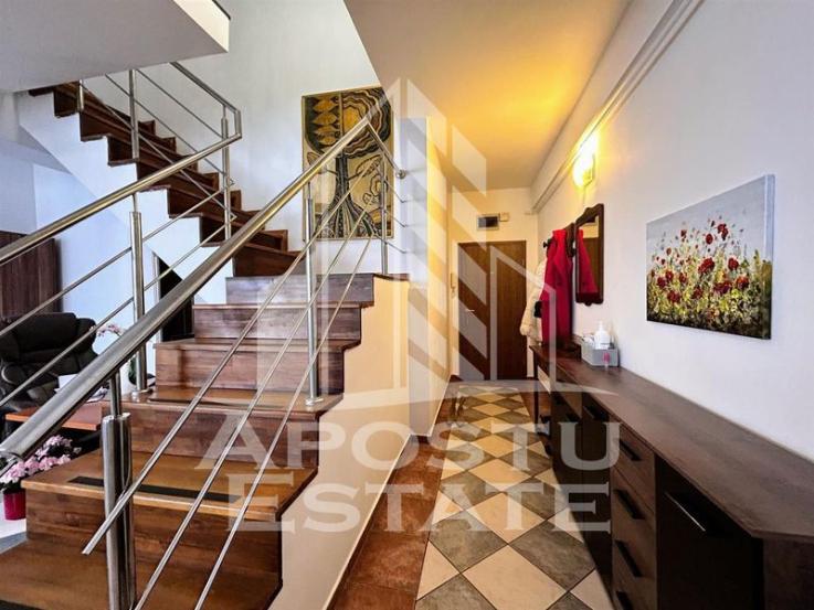 Penthouse pe 3 nivele spatios in zona Odobescu