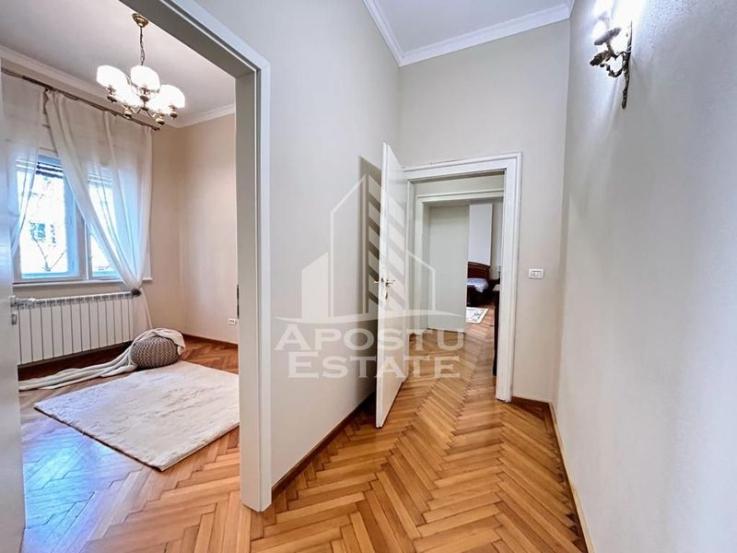 Apartament exclusivist cu 3 camere in zona Medicinei.