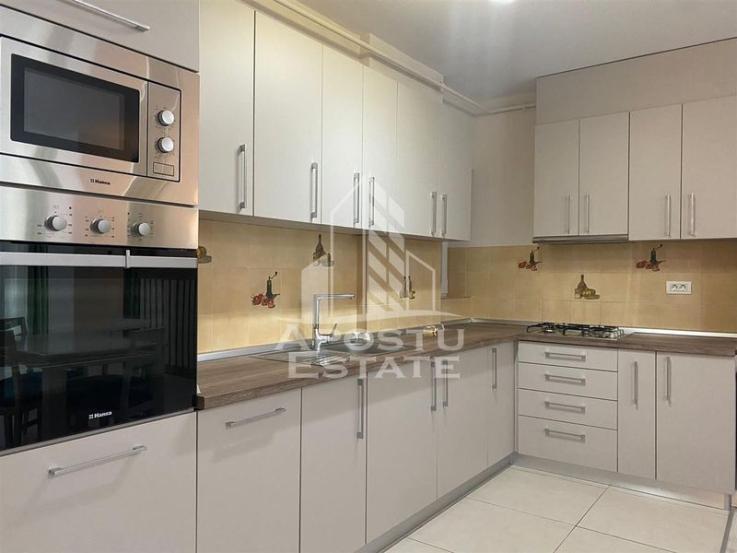 Apartament cu doua camere, ultracentral,  Arad Plaza