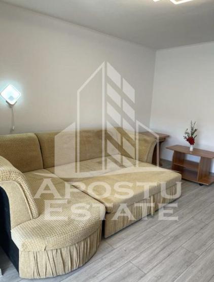 Apartament cu o camera, etaj inermediar, in zona Circumvalatiunii