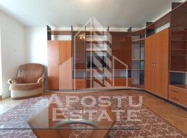 Apartament 4 Camere, 2 bai, Complexul Studentesc