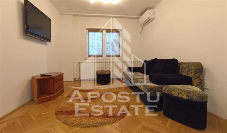 Apartament 4 Camere, 2 bai, Complexul Studentesc