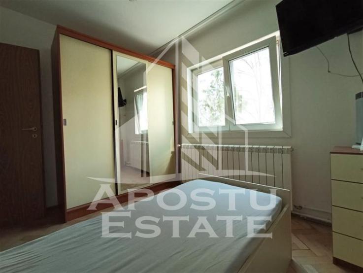 Apartament 4 Camere, 2 bai, Complexul Studentesc