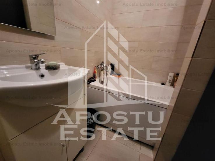 Apartament cu 2 camere, loc de parcare in curte langa Piata Iosefin