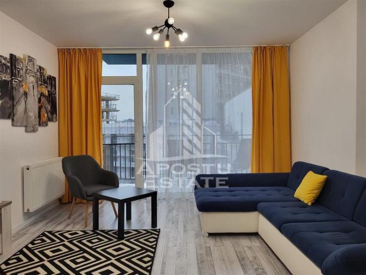 Apartament cu 3 camere, 2 bai si 2 balcoane in zona Ultracentrala.