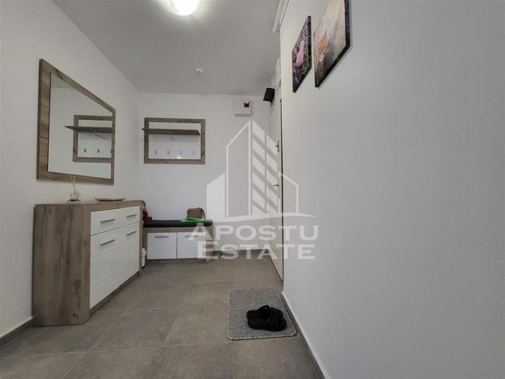 Apartament cu 3 camere, 2 bai si 2 balcoane in zona Ultracentrala.