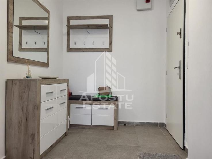 Apartament cu 3 camere, 2 bai si 2 balcoane in zona Ultracentrala.