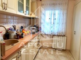 Apartament cu 2 camere, de vanzare, in Micalaca, Arad.