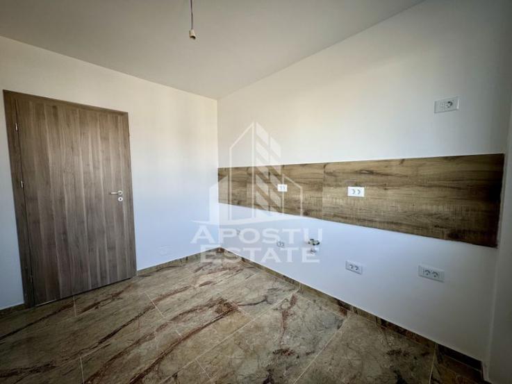 Apartament cu 2 camere, bucatarie inchisa, etaj intermediar, Braytim.