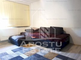 Apartament cu 4 camere in zona Dacia, semidecomandat