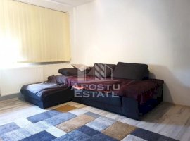 Apartament cu 4 camere in zona Dacia, semidecomandat