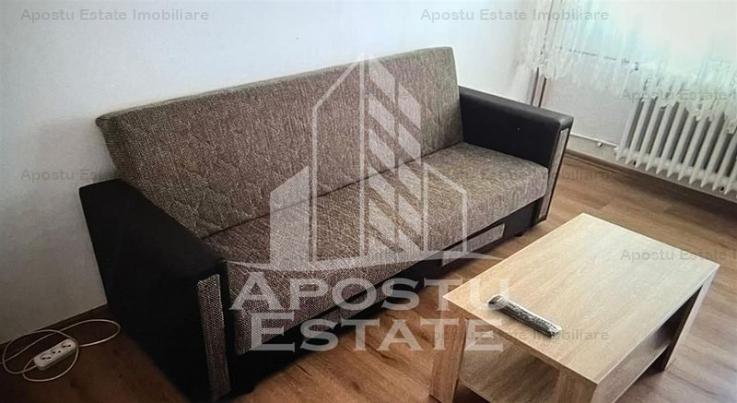 APARTAMENT CU 4 CAMERE DECOMANDAT, CETRALA POPRIE, SALA OLIMPIA