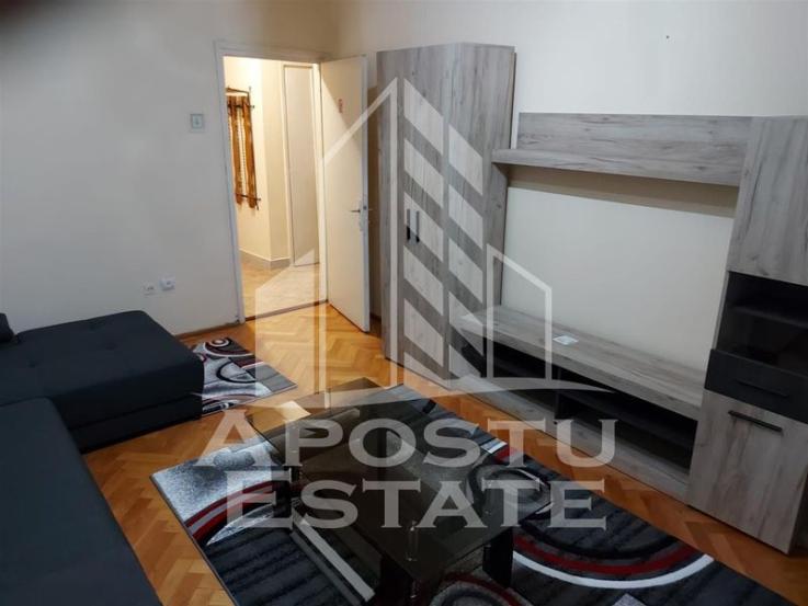 Apartament cu 2 camere, centrala proprie,  Zona Medicinei