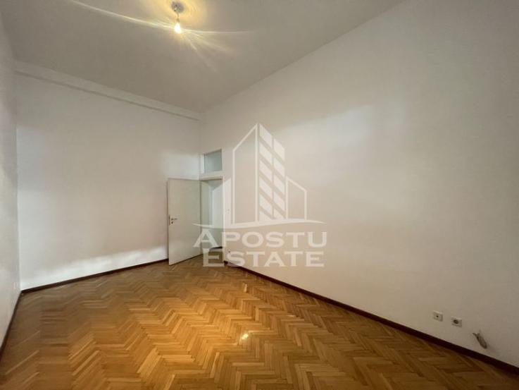 Apartament cu 5 camere, 150mp, Zona Ultracentrala