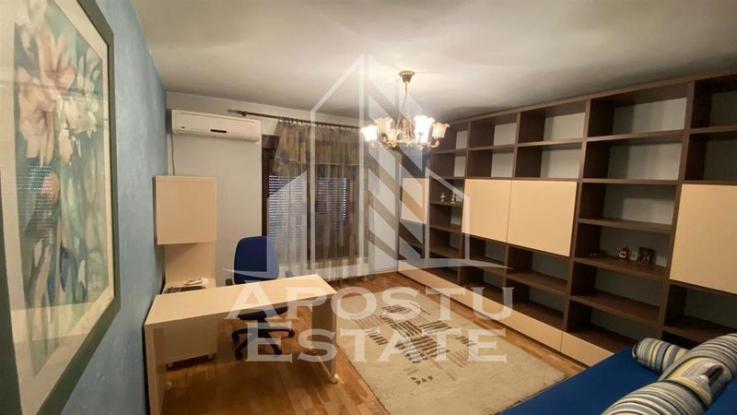 Apartament 3 camere  zona Centrala