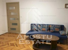 Apartament cu 3 camere, centrala termica, zona Circumvalatiunii