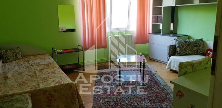 Apartament cu 2 camere, cetrala proprie, Iozefin