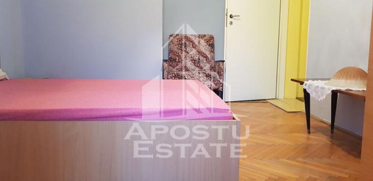 Apartament cu 2 camere, cetrala proprie, Iozefin