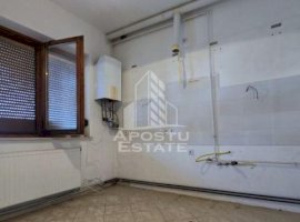 Apartament 4 camere etajul 3 Vladimirescu