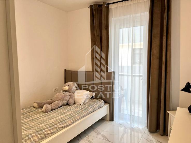 Penthouse 3 camere,  terasa 40 mp, mobilat modern, zona Braytim