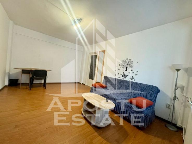 Apartament ultracentral cu 2 camere