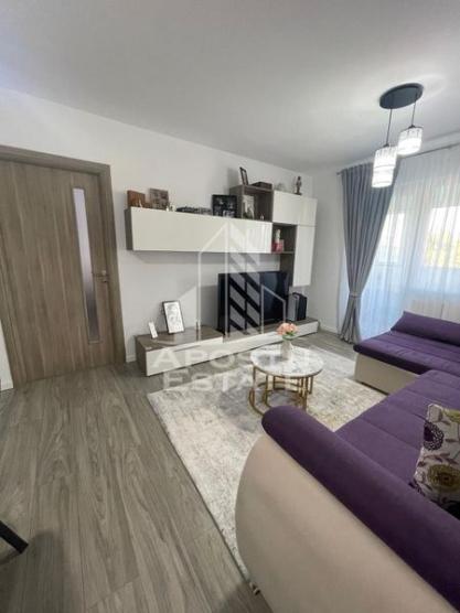 Apartament 3 camere, renovat, centrala proprie, zona Circumvalatiunii