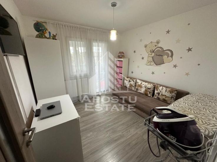 Apartament 3 camere, renovat, centrala proprie, zona Circumvalatiunii