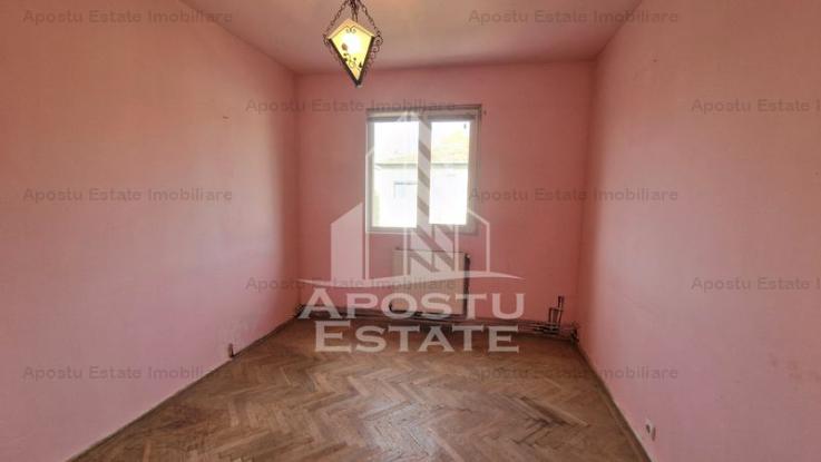 Apartament cu 3 camere, centrala proprie, zona Circumvalatiunii