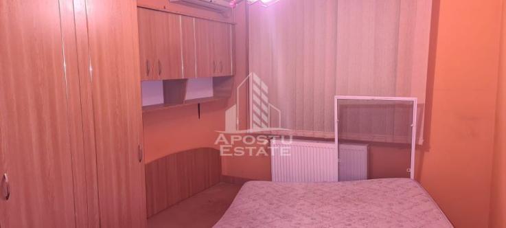 Apartament cu 3 camere, centrala proprie, zona Balcescu